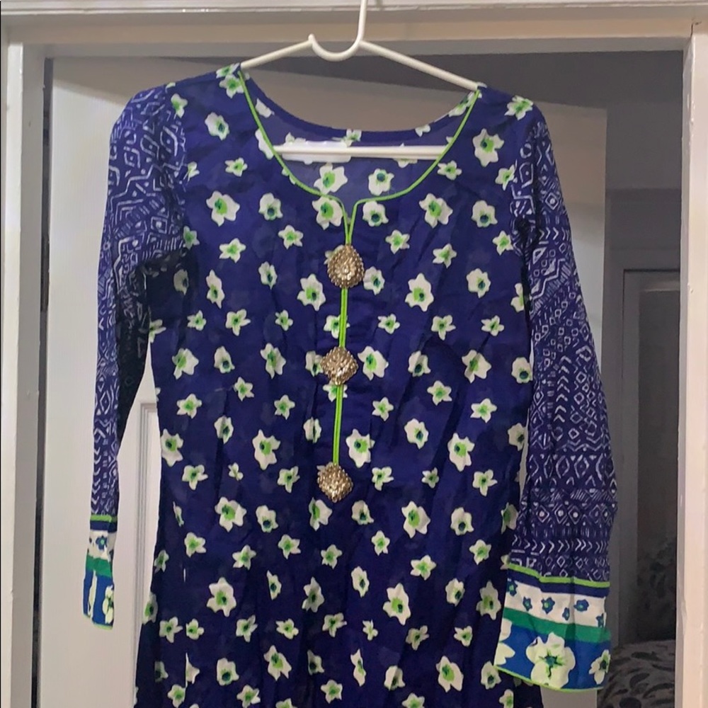 Pakistani asymmetrical kameez